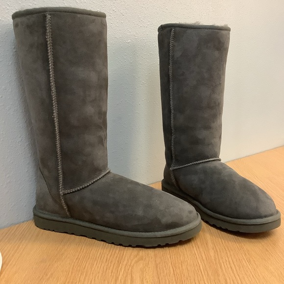 UGG “Classic II Tall Shearling Boots” - Picture 4 of 9